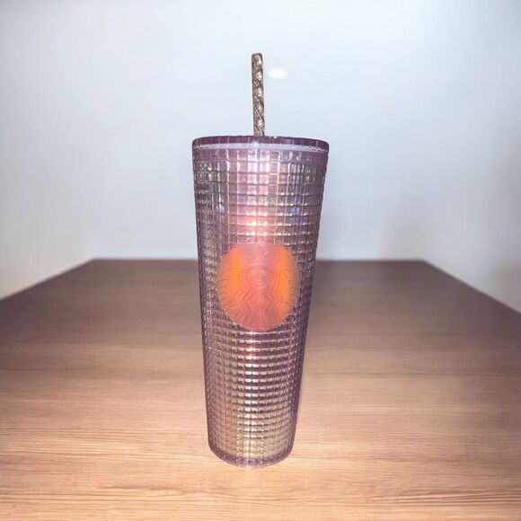 ✨Starbucks Pink/Purple Grid Tumbler Cup 24 oz Holiday 2020✨ - Picture 4 of 7
